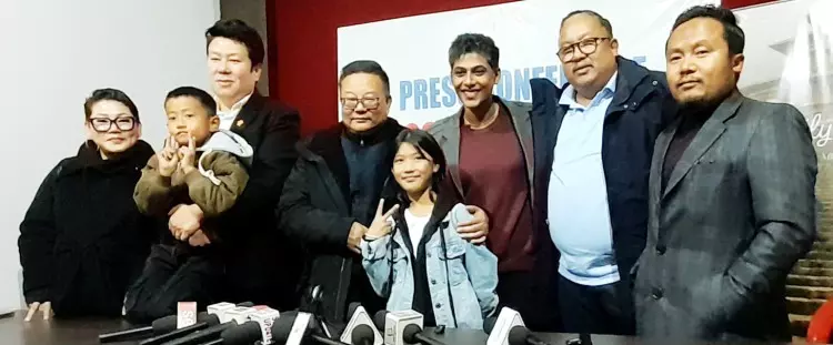 Sikkim: नई फिल्म ‘द फैमिली आई चोज’ की पूरी शूटिंग सिक्किम में होगी Sikkim: नई फिल्म ‘द फैमिली आई चोज’ की पूरी शूटिंग सिक्किम में होगी