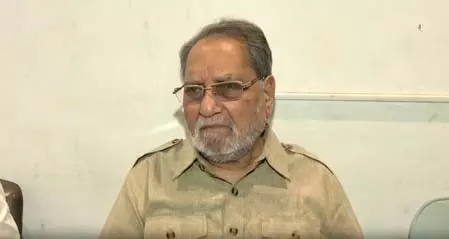 चुनाव आयोग सरकार की कठपुतली बना, कांग्रेस ने लाडली बहना योजना की किस्त को लेकर उठाए सवाल चुनाव आयोग सरकार की कठपुतली बना, कांग्रेस ने लाडली बहना योजना की किस्त को लेकर उठाए सवाल
