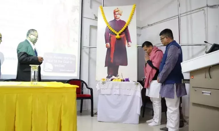 Swami Vivekananda के सम्मान में मणिपुर में राष्ट्रीय युवा दिवस 2026 मनाया गया Swami Vivekananda के सम्मान में मणिपुर में राष्ट्रीय युवा दिवस 2026 मनाया गया