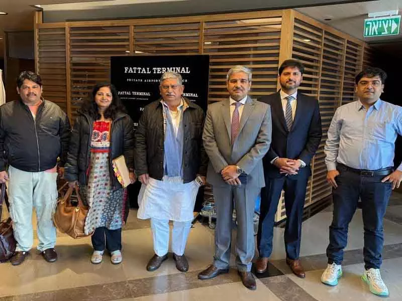 केंद्रीय मत्स्य पालन मंत्री सी द फ्यूचर कॉन्फ्रेंस के लिए इज़राइल पहुंचे केंद्रीय मत्स्य पालन मंत्री सी द फ्यूचर कॉन्फ्रेंस के लिए इज़राइल पहुंचे
