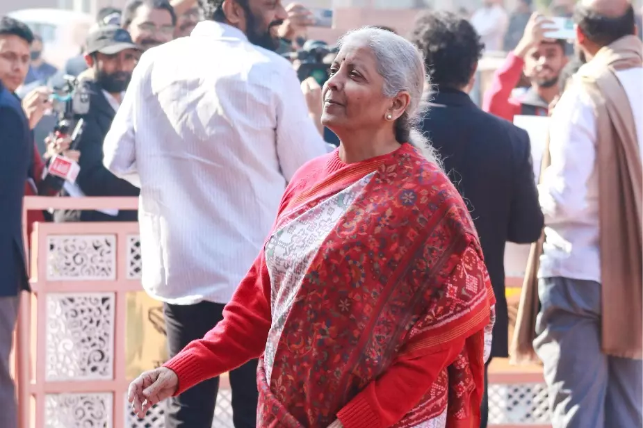Lok Sabha Speaker ने बजट 2026-27 पेश करने के लिए 1 फरवरी की तारीख कन्फर्म की Lok Sabha Speaker ने बजट 2026-27 पेश करने के लिए 1 फरवरी की तारीख कन्फर्म की