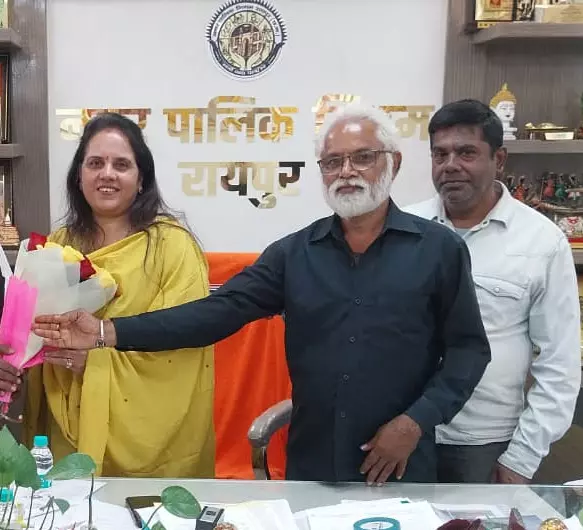 69 दुकानदारों को शीघ्र ही क्रिस्टल आर्केड के सामने मिलेगा व्यवस्थापन 69 दुकानदारों को शीघ्र ही क्रिस्टल आर्केड के सामने मिलेगा व्यवस्थापन