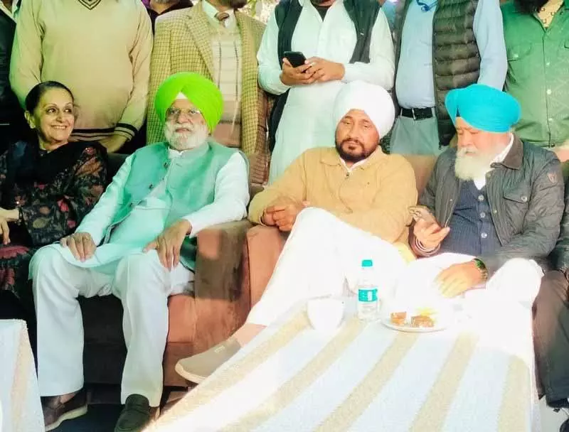 Raja Warring और चरणजीत चन्नी ने मुक्तसर में माघी मेले से पहले अलग-अलग मीटिंग कीं Raja Warring और चरणजीत चन्नी ने मुक्तसर में माघी मेले से पहले अलग-अलग मीटिंग कीं