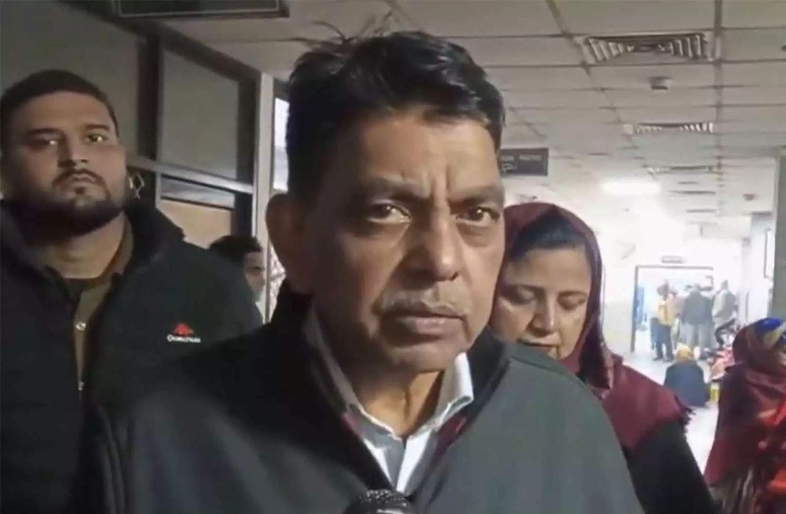 AMU के डिप्लोमा छात्र ने आत्महत्या कर ली, हॉस्टल के कमरे में फांसी पर लटकी हुई मिली AMU के डिप्लोमा छात्र ने आत्महत्या कर ली, हॉस्टल के कमरे में फांसी पर लटकी हुई मिली