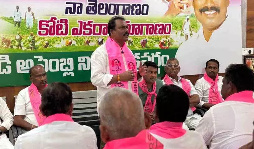 नगर निगम चुनाव में गुलाबी झंडा फहराया जाना चाहिए: पूर्व MLA Sunke नगर निगम चुनाव में गुलाबी झंडा फहराया जाना चाहिए: पूर्व MLA Sunke