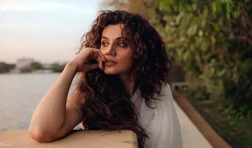 बॉलीवुड में PR स्ट्रेटेजी हदें पार कर रही हैं: तापसी पन्नू का सनसनीखेज कमेंट बॉलीवुड में PR स्ट्रेटेजी हदें पार कर रही हैं: तापसी पन्नू का सनसनीखेज कमेंट