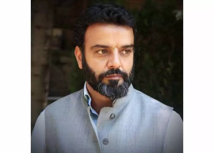 जम्मू-कश्मीर का भविष्य तय नहीं कर सकते कट्टरपंथी तत्व: Ruhullah जम्मू-कश्मीर का भविष्य तय नहीं कर सकते कट्टरपंथी तत्व: Ruhullah