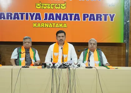 कर्नाटक BJP राज्य में एसआईआर अभ्यास पर बारीकी से नजर रखेगी: विजयेंद्र कर्नाटक BJP राज्य में एसआईआर अभ्यास पर बारीकी से नजर रखेगी: विजयेंद्र