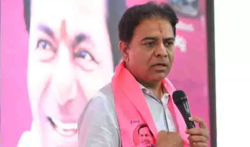 KTR ने कांग्रेस सरकार की आलोचना की, मीडिया पर रुख बनाए रखा KTR ने कांग्रेस सरकार की आलोचना की, मीडिया पर रुख बनाए रखा