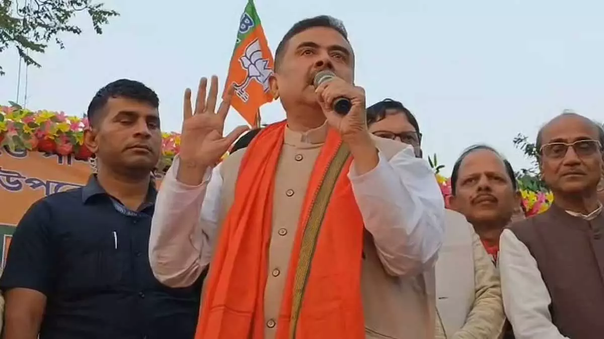 Chandrakona से शुभेंदु की चेतावनी: हम लाशें इकट्ठा करते हैं, हम बदलेंगे Chandrakona से शुभेंदु की चेतावनी: हम लाशें इकट्ठा करते हैं, हम बदलेंगे