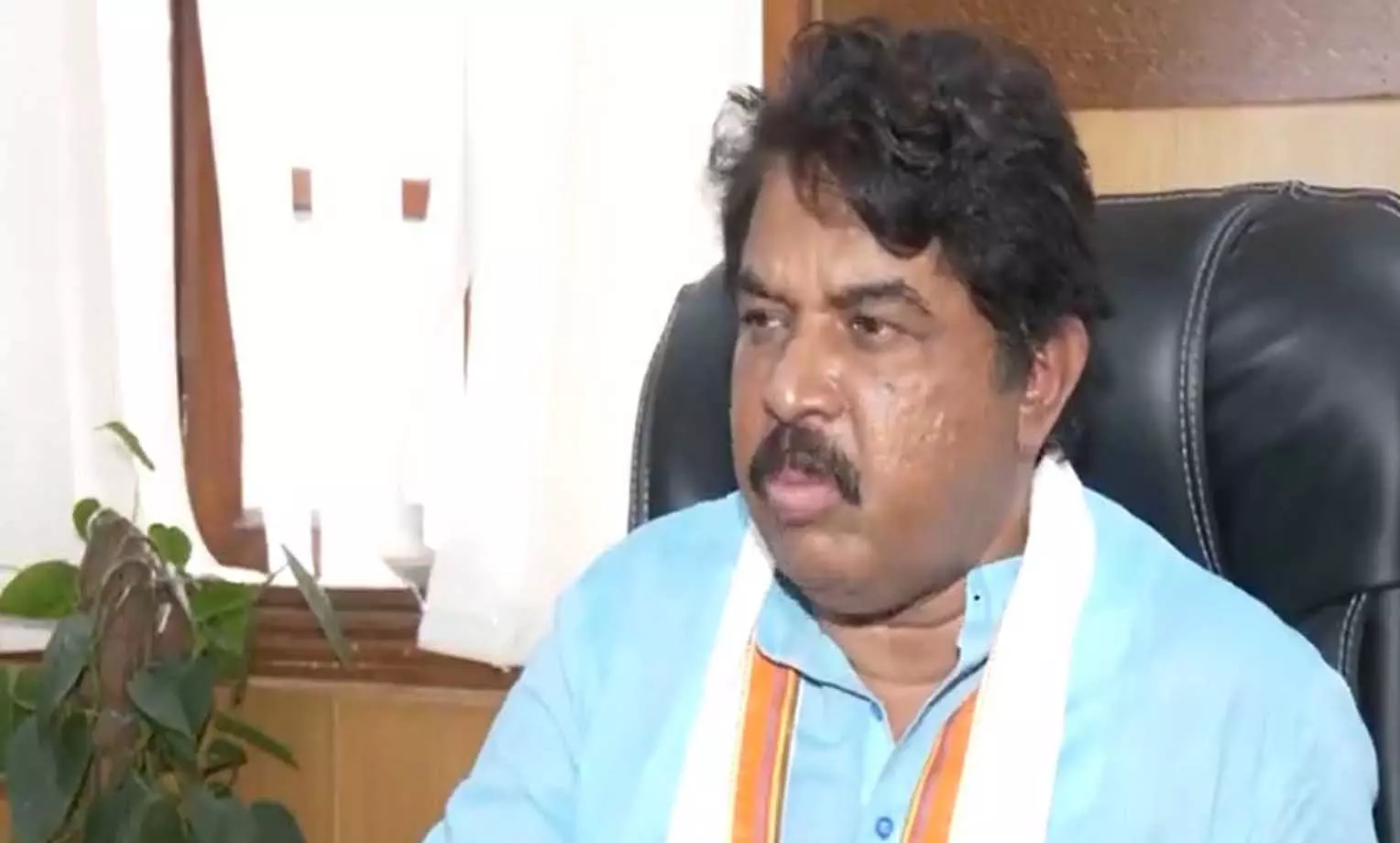 Karnataka विपक्ष ने कांग्रेस सरकार की आलोचना की Karnataka विपक्ष ने कांग्रेस सरकार की आलोचना की