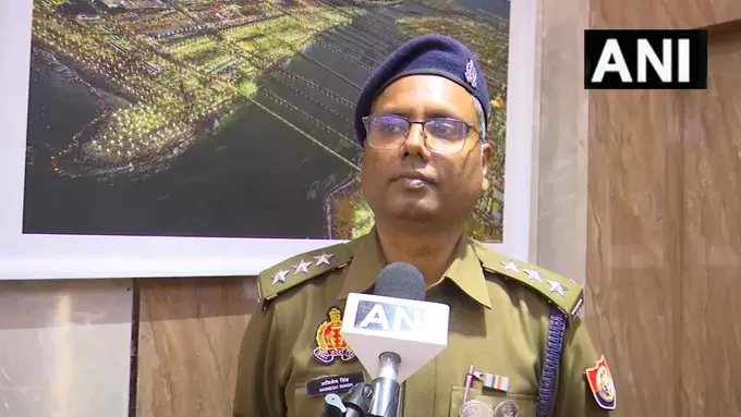 प्रयागराज माघ मेले में आग की घटना, त्वरित कार्रवाई से टेंट और जान सुरक्षित प्रयागराज माघ मेले में आग की घटना, त्वरित कार्रवाई से टेंट और जान सुरक्षित