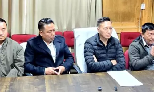 Sikkim: रेनॉक में तीन दिवसीय पैराग्लाइडिंग महोत्सव का आयोजन Sikkim: रेनॉक में तीन दिवसीय पैराग्लाइडिंग महोत्सव का आयोजन