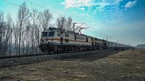 J&K : पहली फर्टिलाइजर मालगाड़ी अनंतनाग पहुंची