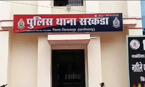 कारोबारी से 1 करोड़ की ठगी, दंपती सहित तीन गिरफ्तार