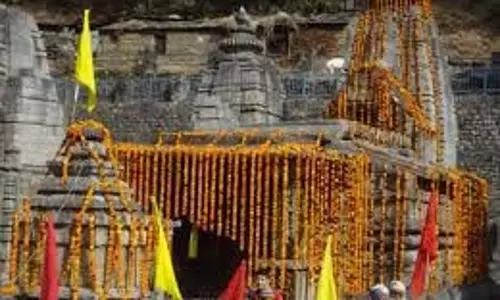 Uttarakhand:मकर संक्रांति पर खुले  श्रद्धालुओं के लिए खुले आदिबदरी मंदिर के कपाट