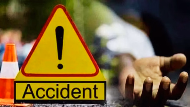 Rewari: बेकाबू पिकअप ने ली रेवाड़ी में चालक की जान Rewari: बेकाबू पिकअप ने ली रेवाड़ी में चालक की जान