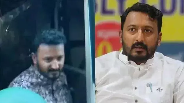 kerala: राहुल ममकूटाथिल को तिरुवल्ला लाया गया; कड़ी सुरक्षा में सबूत इकट्ठा किए जाएंगे kerala: राहुल ममकूटाथिल को तिरुवल्ला लाया गया; कड़ी सुरक्षा में सबूत इकट्ठा किए जाएंगे