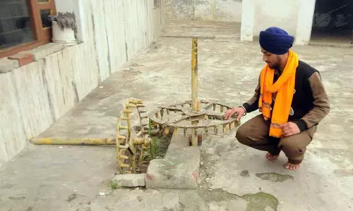 Punjab: ऐतिहासिक महत्व के धार्मिक स्थलों से भरा गांव Punjab: ऐतिहासिक महत्व के धार्मिक स्थलों से भरा गांव