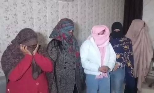 20 लड़कियां, 1 लड़का...बड़ी कार्रवाई करते हुए स्पा सेंटरों पर छापेमारी