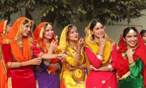 Phagwara के अस्पताल में 10 नवजात बच्चियों के लिए लोहड़ी मनाई गई