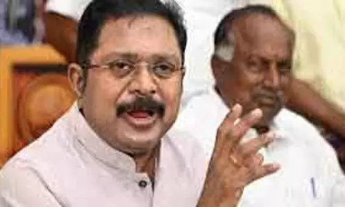 AMMK ने एनडीए के साथ गठबंधन की अटकलों पर सफाई दी AMMK ने एनडीए के साथ गठबंधन की अटकलों पर सफाई दी