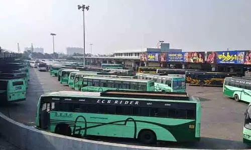 Tamil Nadu: पोंगल से पहले 9.6 लाख से ज़्यादा यात्रियों ने बसों से यात्रा की Tamil Nadu: पोंगल से पहले 9.6 लाख से ज़्यादा यात्रियों ने बसों से यात्रा की