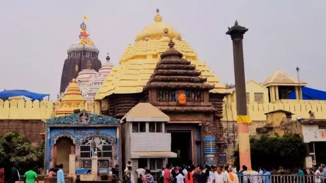 मकर संक्रांति पर Puri में भगवान जगन्नाथ को दुनिया का सबसे बड़ा पान चढ़ाया गया