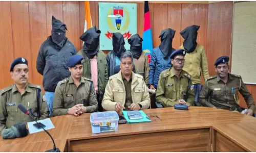 प्रधान की हत्या मामले में पुलिस ने बड़ा खुलासा कर दिया, 7 अभियुक्तों को किया गिरफ्तार प्रधान की हत्या मामले में पुलिस ने बड़ा खुलासा कर दिया, 7 अभियुक्तों को किया गिरफ्तार
