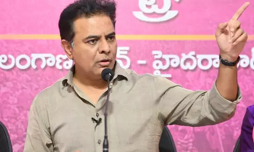 KTR ने हिंसा पर सवाल उठाया, नोटिस पर चर्चा की