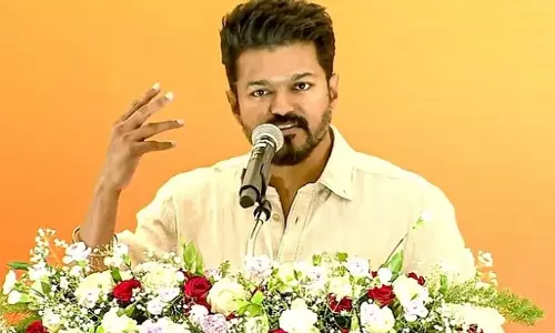 Vijay: बीजेपी के साथ गठबंधन पर विजय की पार्टी का जवाब Vijay: बीजेपी के साथ गठबंधन पर विजय की पार्टी का जवाब