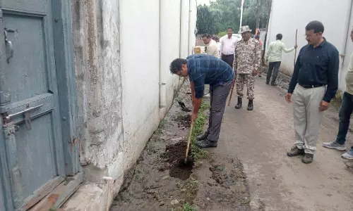 Bareilly: नगर आयुक्त ने दिया साफ-सफाई और अतिक्रमण पर सख्त संदेश Bareilly: नगर आयुक्त ने दिया साफ-सफाई और अतिक्रमण पर सख्त संदेश