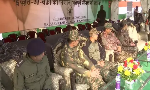Rajouri में सेना के पूर्व सैनिकों को सम्मानित करने के लिए 10वां वयोवृद्ध दिवस समारोह आयोजित किया गया