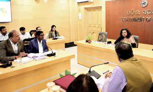 Chief Secretary ने ग्रामीण जल परियोजनाओं की समीक्षा की, तेजी से पूरा करने पर जोर दिया