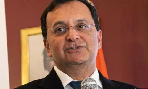 भारतीय राजदूत ने दिनेश पटनायक के आतंकवाद से जुड़े बयान पर जताई नाराजगी भारतीय राजदूत ने दिनेश पटनायक के आतंकवाद से जुड़े बयान पर जताई नाराजगी