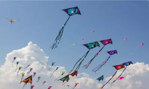 Udaipur: मकर संक्रांति पर डूंचकी ने आकाश में दिखाया स्वतंत्रता का उत्सव Udaipur: मकर संक्रांति पर डूंचकी ने आकाश में दिखाया स्वतंत्रता का उत्सव