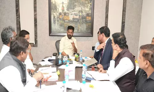 केंद्र सरकार ने Telangana में बढ़ती शासन संबंधी जरूरतों के मद्देनजर IAS कैडर की संख्या बढ़ाकर 218 कर दी
