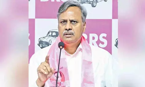 हम पत्रकारों की गैर-कानूनी गिरफ्तारी की कड़ी निंदा करते हैं: MLA पल्ला राजेश्वर रेड्डी