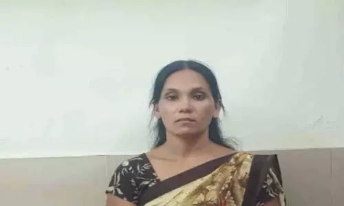India से डिपोर्ट होने के बाद मुंबई में दोबारा आईं 2 बांग्लादेशी महिलाओं को गिरफ्तार किया गया India से डिपोर्ट होने के बाद मुंबई में दोबारा आईं 2 बांग्लादेशी महिलाओं को गिरफ्तार किया गया