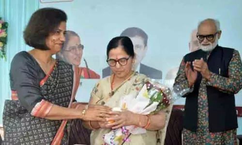 डॉ. क्षमा कौल ने MGAHU में निर्वासन में जीवन पर व्याख्यान दिया