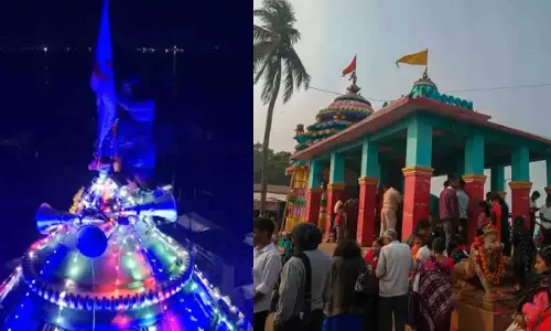मकर संक्रांति के लिए चिलिका में माँ कालीजय मंदिर में भक्तों की भीड़ उमड़ी