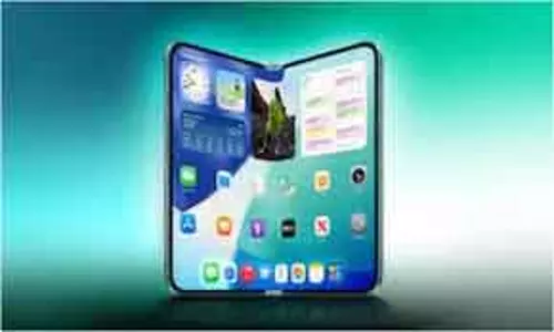 2026 में Foldable फोन: खरीदें या इंतजार करें? फायदे और नुकसान जानें 2026 में Foldable फोन: खरीदें या इंतजार करें? फायदे और नुकसान जानें