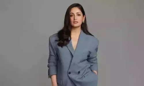 Yami Gautam का जलवा: फिल्म हक में परफॉर्मेंस देख बॉलीवुड दिग्गजों ने बांधे तारीफों के पुल Yami Gautam का जलवा: फिल्म हक में परफॉर्मेंस देख बॉलीवुड दिग्गजों ने बांधे तारीफों के पुल