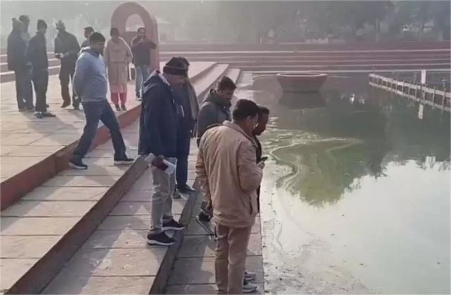 Haryana: सरोवर से व्यक्ति की कटी हुई गर्दन मिलने से इलाके में हड़कंप Haryana: सरोवर से व्यक्ति की कटी हुई गर्दन मिलने से इलाके में हड़कंप