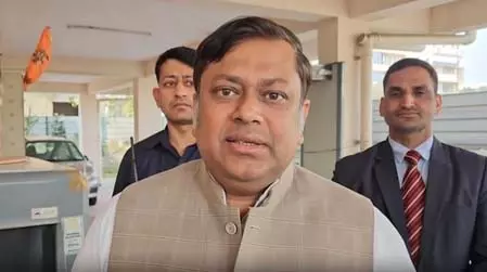 झूठ बोलना ममता बनर्जी की पुरानी आदत, महिलाएं ही करेंगी उनके खिलाफ मतदान: सुकांत मजूमदार झूठ बोलना ममता बनर्जी की पुरानी आदत, महिलाएं ही करेंगी उनके खिलाफ मतदान: सुकांत मजूमदार