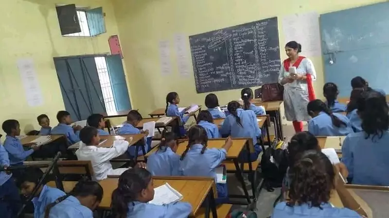 Gurugram के सरकारी स्कूलों में खराब टैबलेट की बाढ़, डिजिटल प्रचार ठप Gurugram के सरकारी स्कूलों में खराब टैबलेट की बाढ़, डिजिटल प्रचार ठप