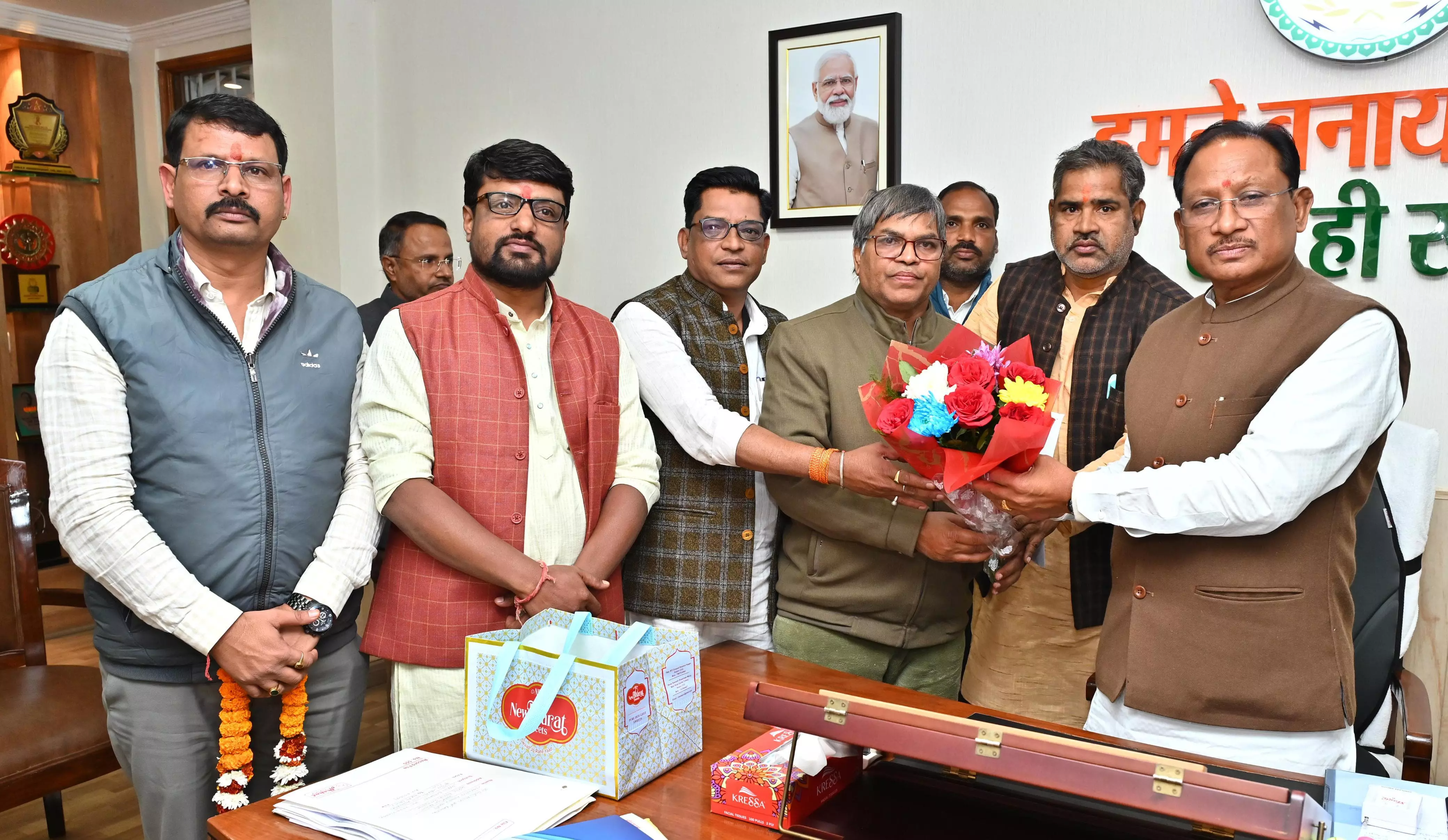 CM विष्णुदेव साय से वीर शहीद दीपक भारद्वाज स्मृति समिति के सदस्यों ने की मुलाकात CM विष्णुदेव साय से वीर शहीद दीपक भारद्वाज स्मृति समिति के सदस्यों ने की मुलाकात