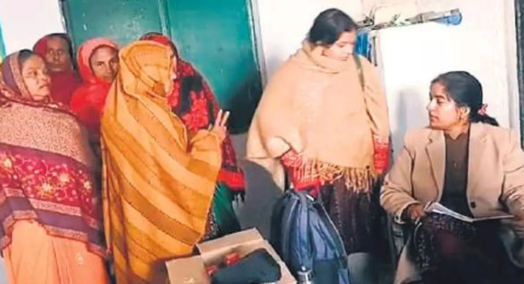 Bareilly: आंगनबाड़ी वर्कर का मानदेय रोका गया, चार्ज हटाने का फैसला Bareilly: आंगनबाड़ी वर्कर का मानदेय रोका गया, चार्ज हटाने का फैसला