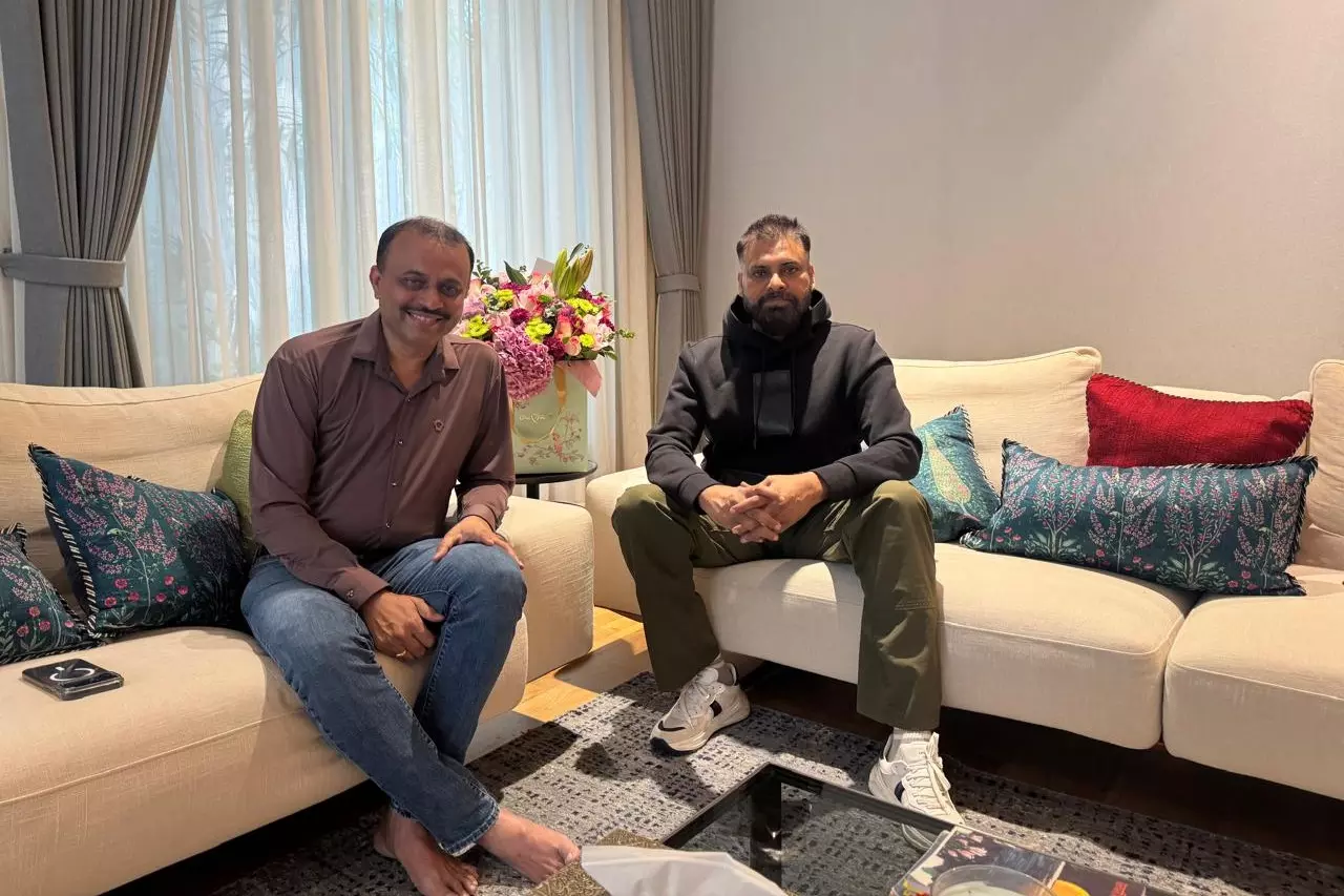 Pawan Kalyan से मिले प्रोड्यूसर विश्वप्रसाद, चर्चा में आए नए फिल्म प्रोजेक्ट्स Pawan Kalyan से मिले प्रोड्यूसर विश्वप्रसाद, चर्चा में आए नए फिल्म प्रोजेक्ट्स