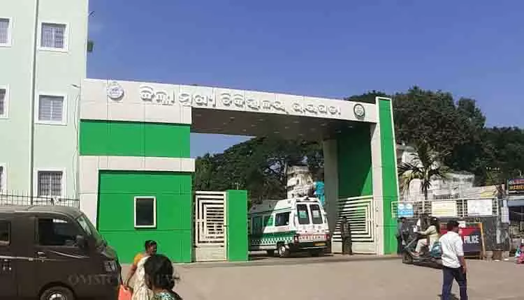 Raigarh में भोगी समारोह के दौरान विस्फोट, पांच घायल Raigarh में भोगी समारोह के दौरान विस्फोट, पांच घायल